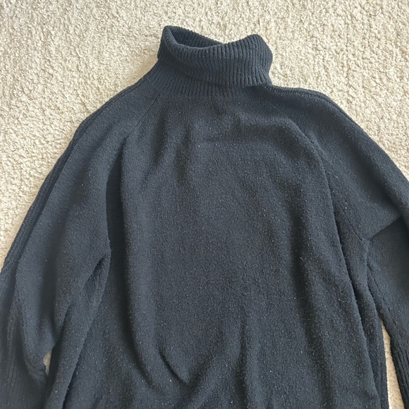 A new day turtleneck sweater - Picture 2 of 3